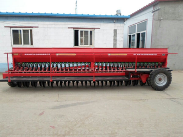 2BMF-36 小麥施肥播種機
