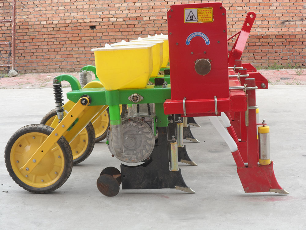 如何正确使用條播機，提升農作物的出苗率？