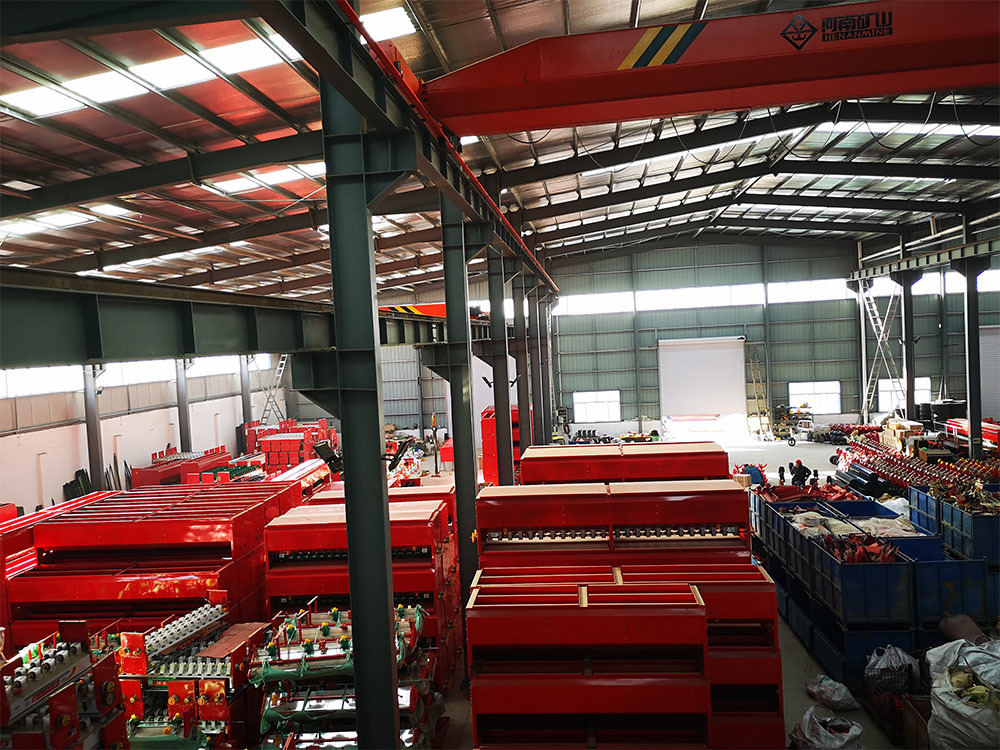 免耕播種機的特點及工作原理